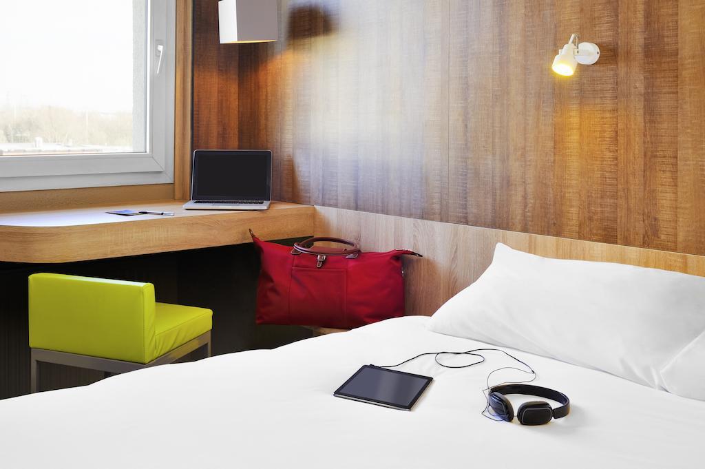 Ibis Styles Lille Marcq En Baroeul Otel Oda fotoğraf