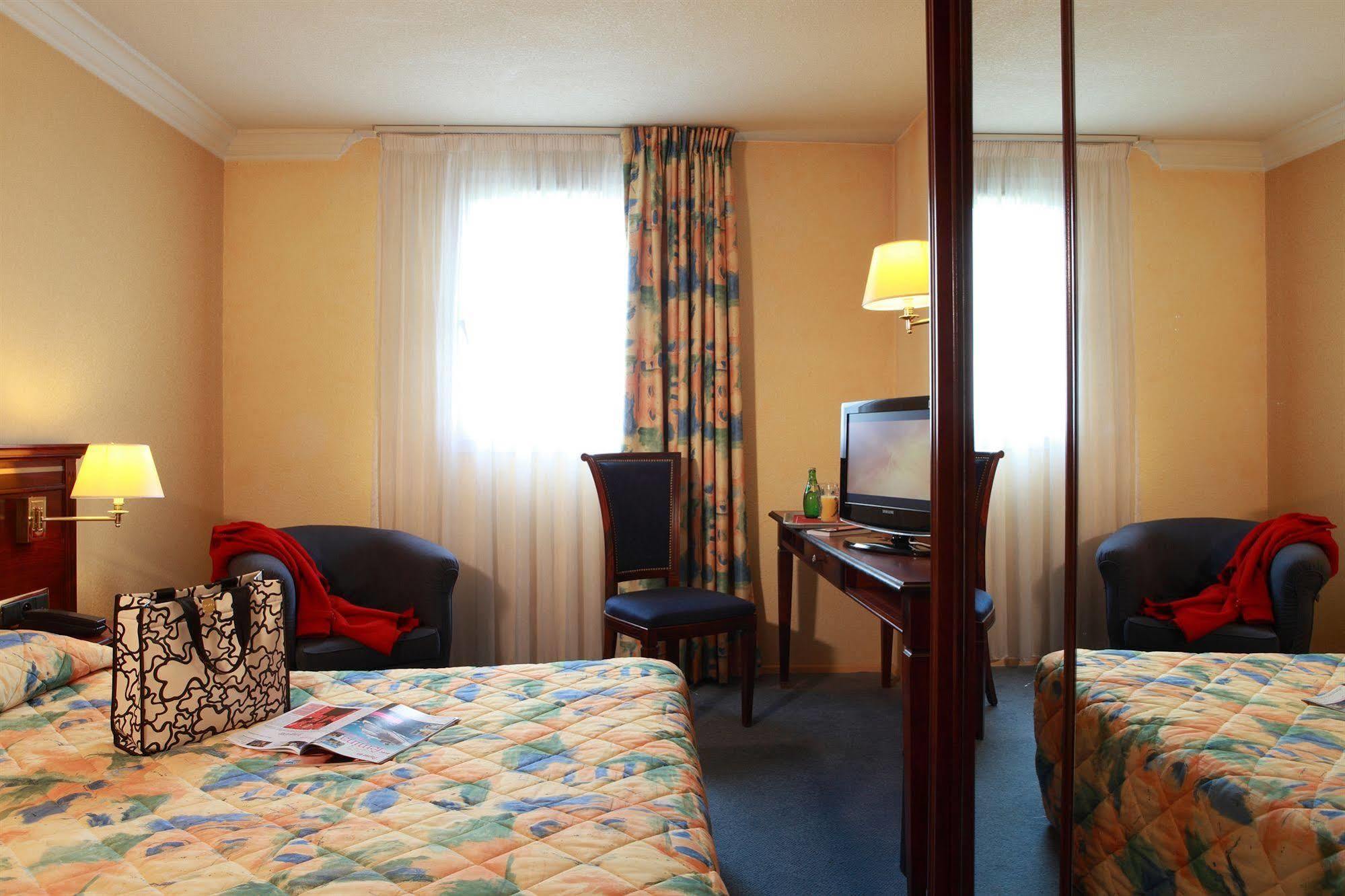 Ibis Styles Lille Marcq En Baroeul Otel Oda fotoğraf